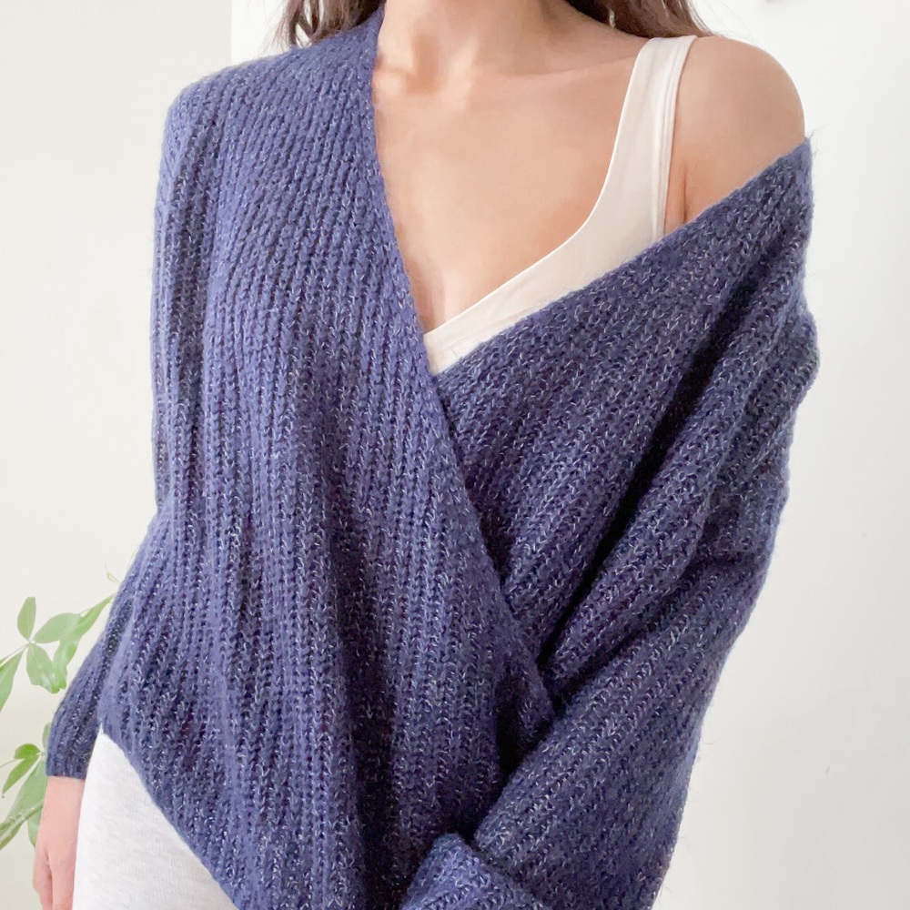 Forever 21 blue wrap plunge knit jumper sweater